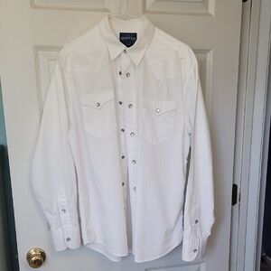 Aeropostale White Casual Button Down Shirt
